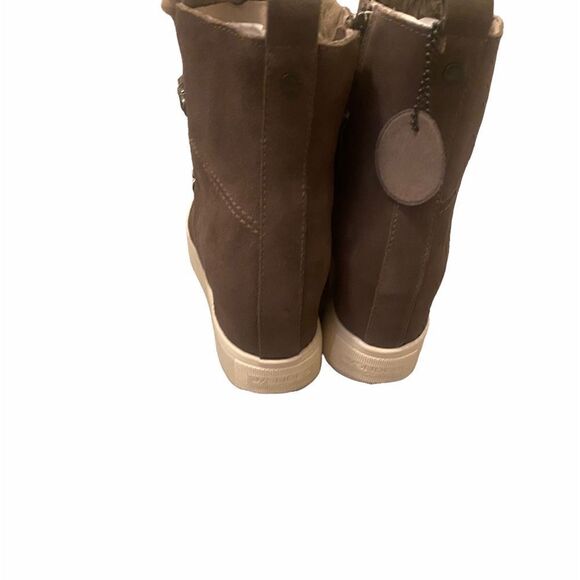 J Slides Taupe Whitney Fur Wedge Sneaker - Picture 4 of 5